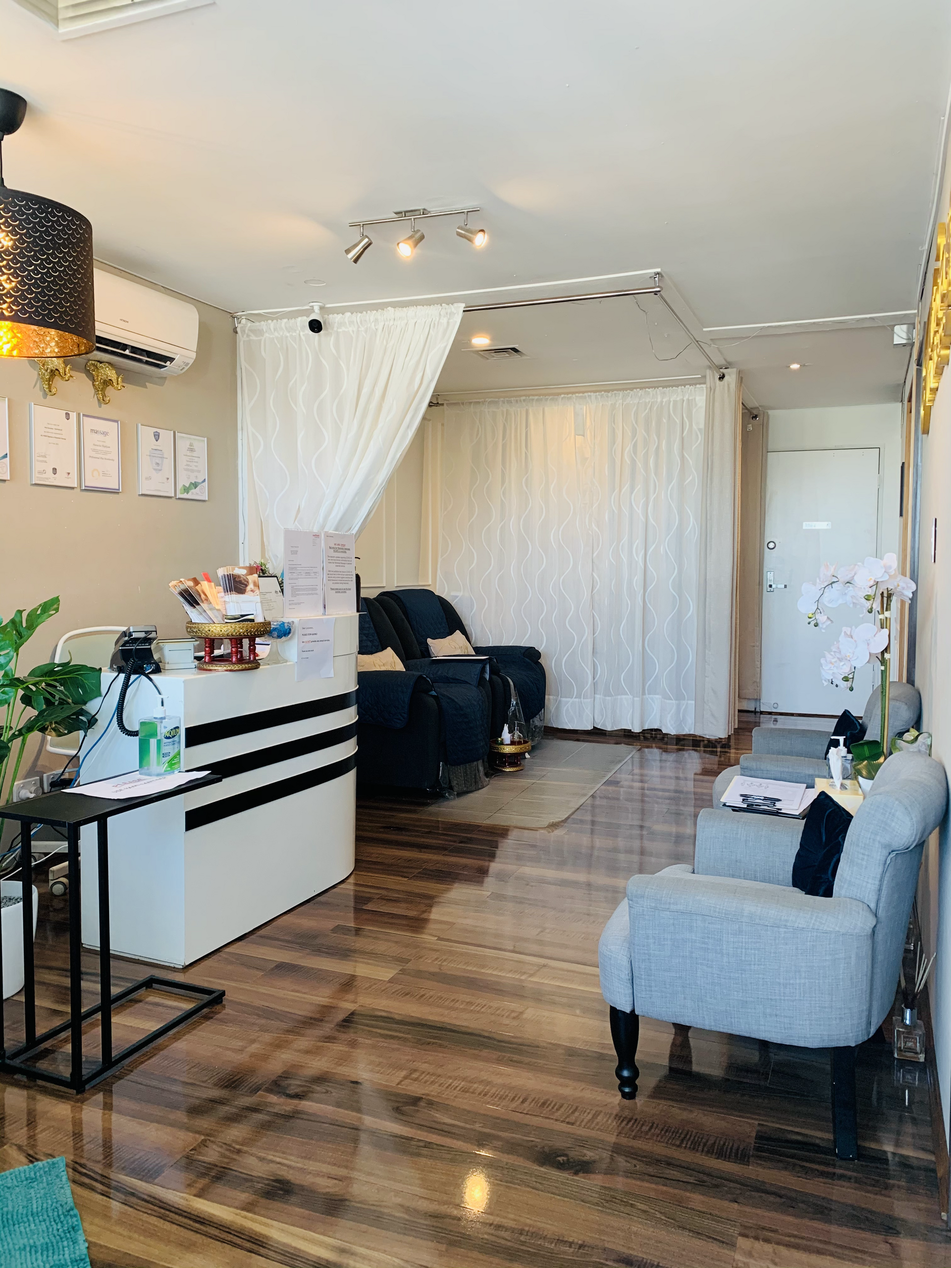 Interior - waiting room